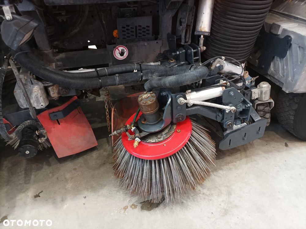 Mercedes-Benz Atego 1024 Zamiatarka Bucher Euro 5 EUnited PM10 Szczotki L/R 2 Silniki - 21