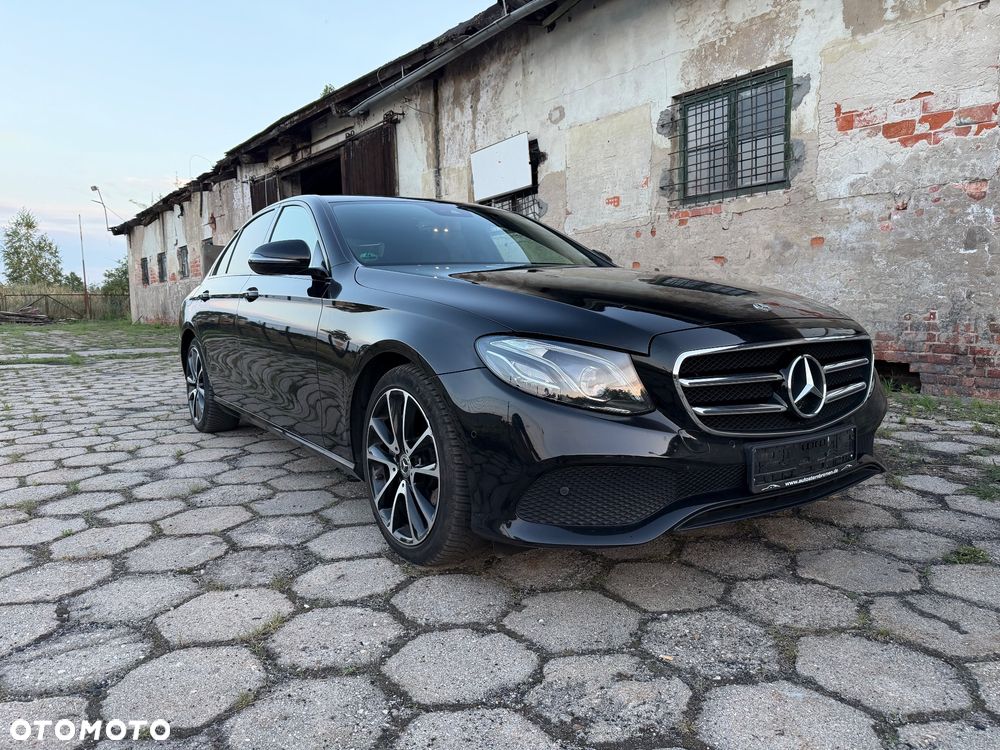 Mercedes-Benz Klasa E 220 d 9G-TRONIC Exclusive - 1