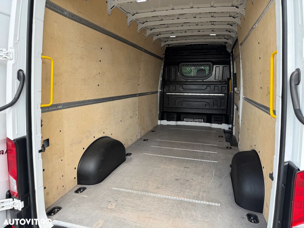 Volkswagen Crafter - 19
