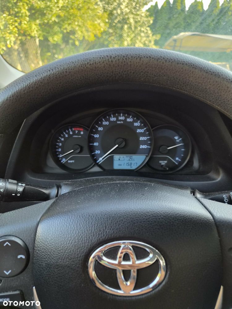 Toyota Corolla 1.6 Active - 5