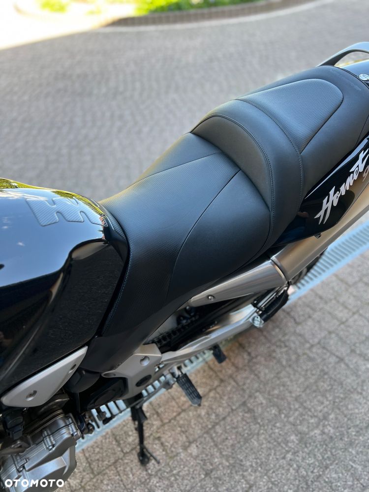 Honda Hornet - 19