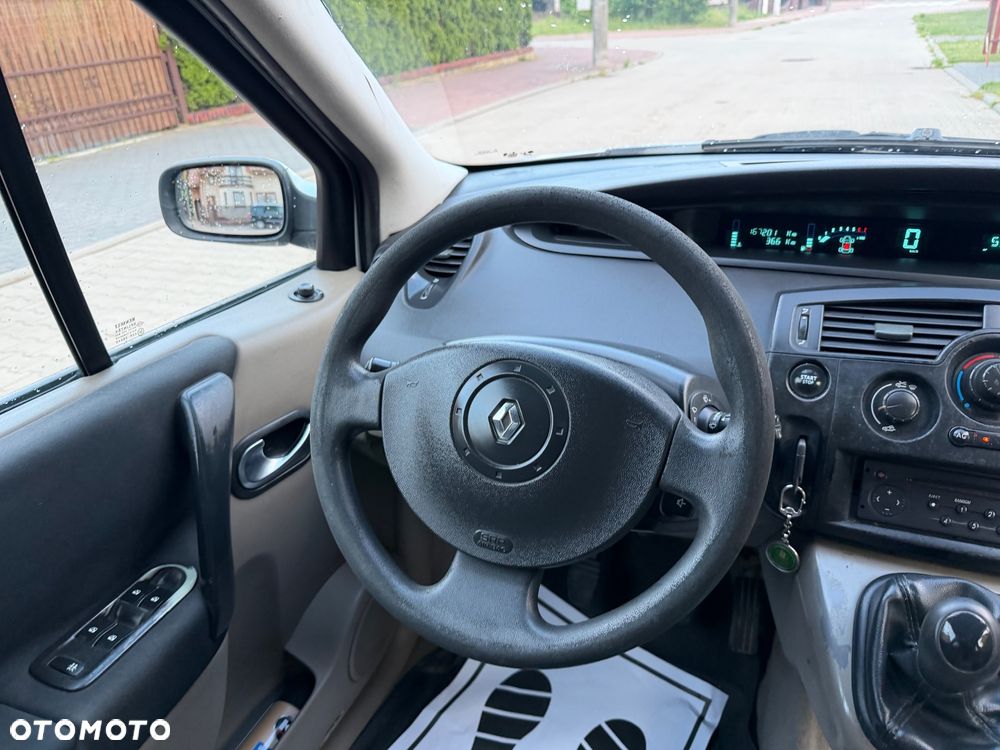 Renault Scenic 1.6 Confort Expression - 20