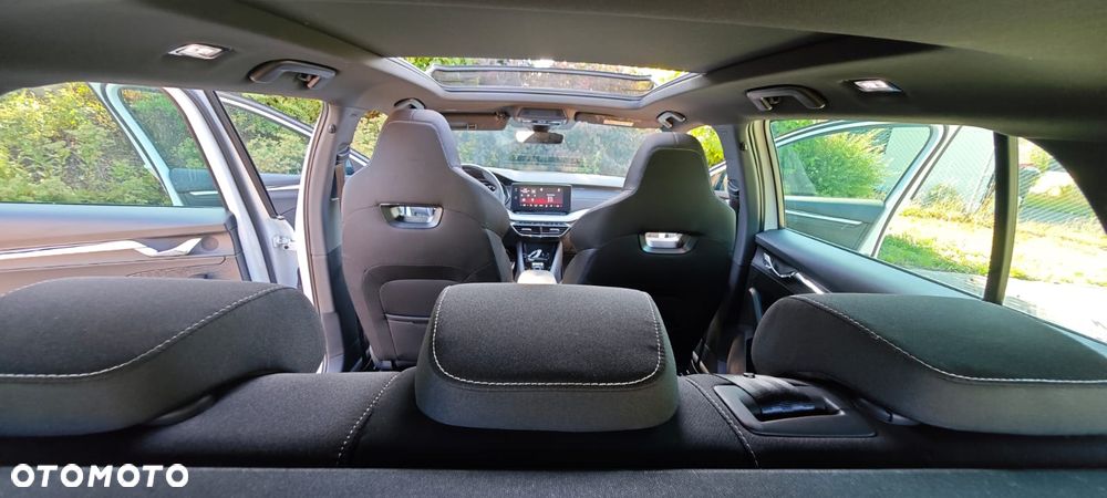 Skoda Octavia 2.0 TSI 4x4 Style DSG - 24