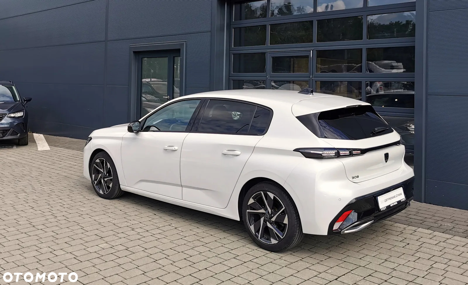 Peugeot 308 1.2 PureTech Allure Pack S&S EAT8 - 16