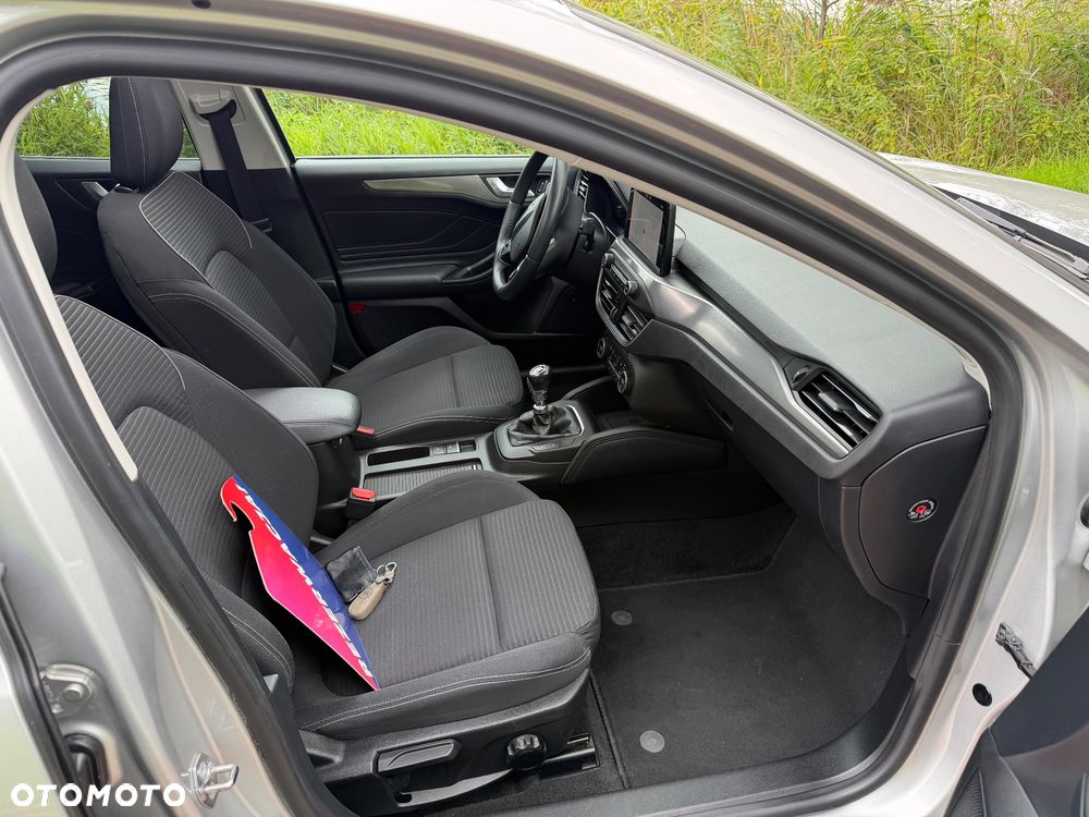Ford Focus 1.0 EcoBoost STart-Stopp-System TITANIUM X - 11