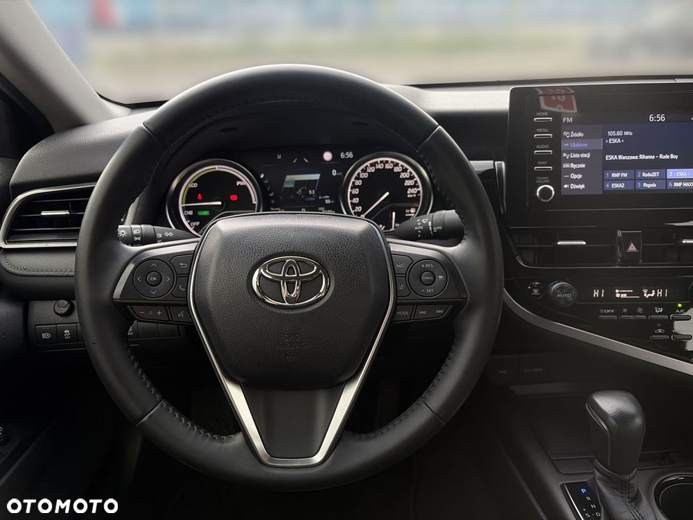 Toyota Camry 2.5 Hybrid Comfort CVT - 17