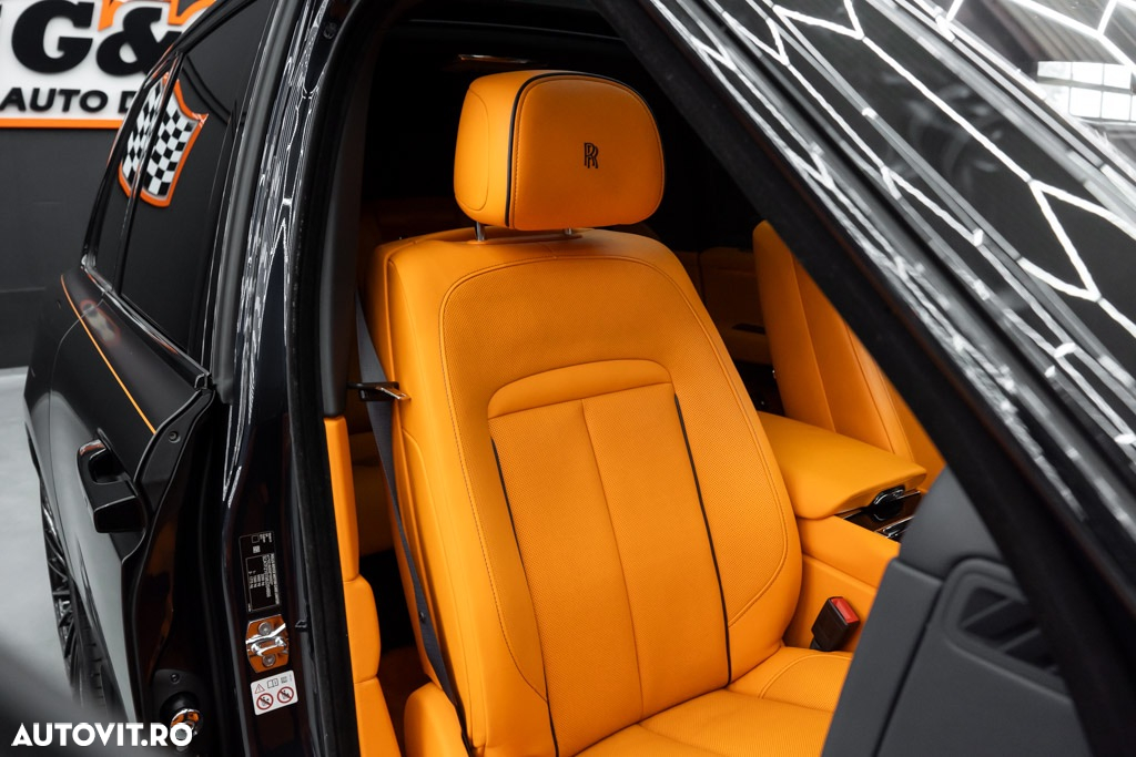 Rolls-Royce Cullinan Standard - 14