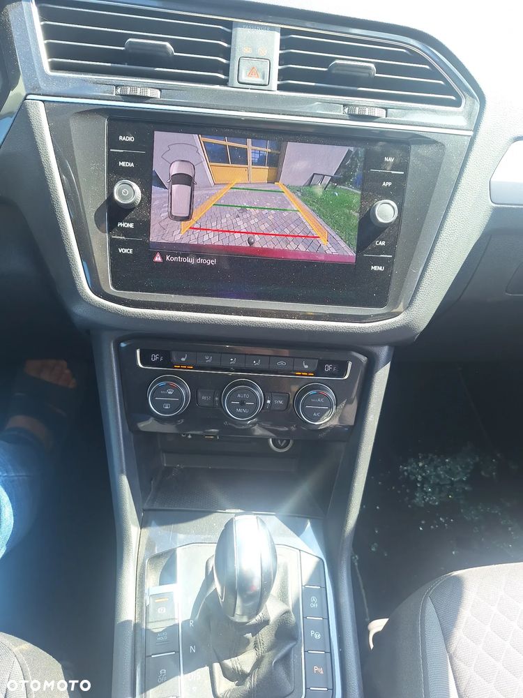 Volkswagen Tiguan - 4