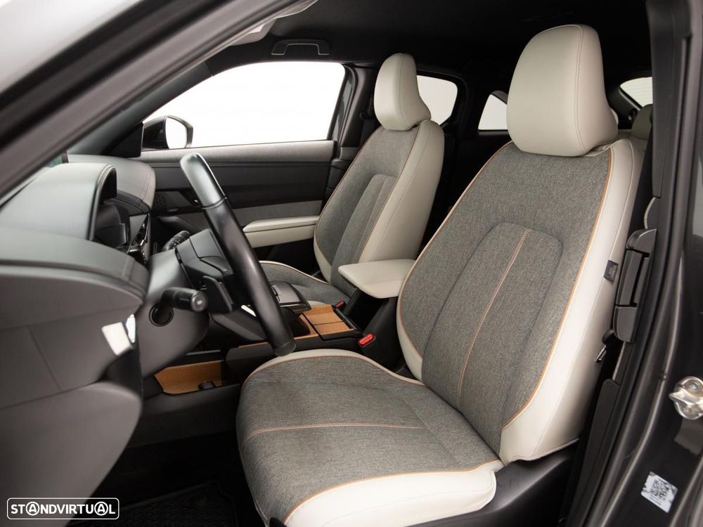 Mazda MX-30 e-SKYACTIV - 9