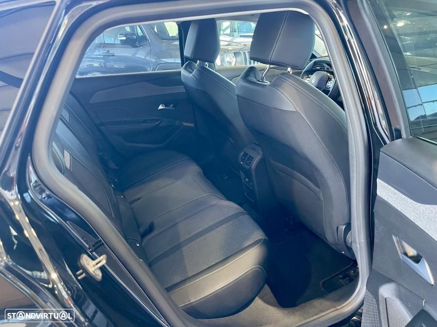 Peugeot 308 SW 1.2 PureTech Allure Pack - 25