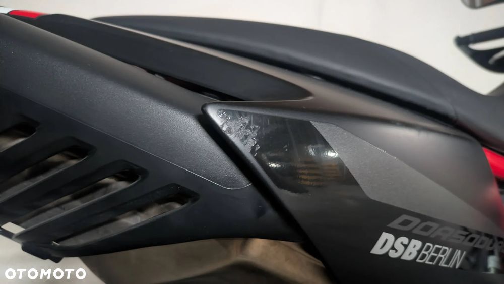 Aprilia Dorsoduro - 22