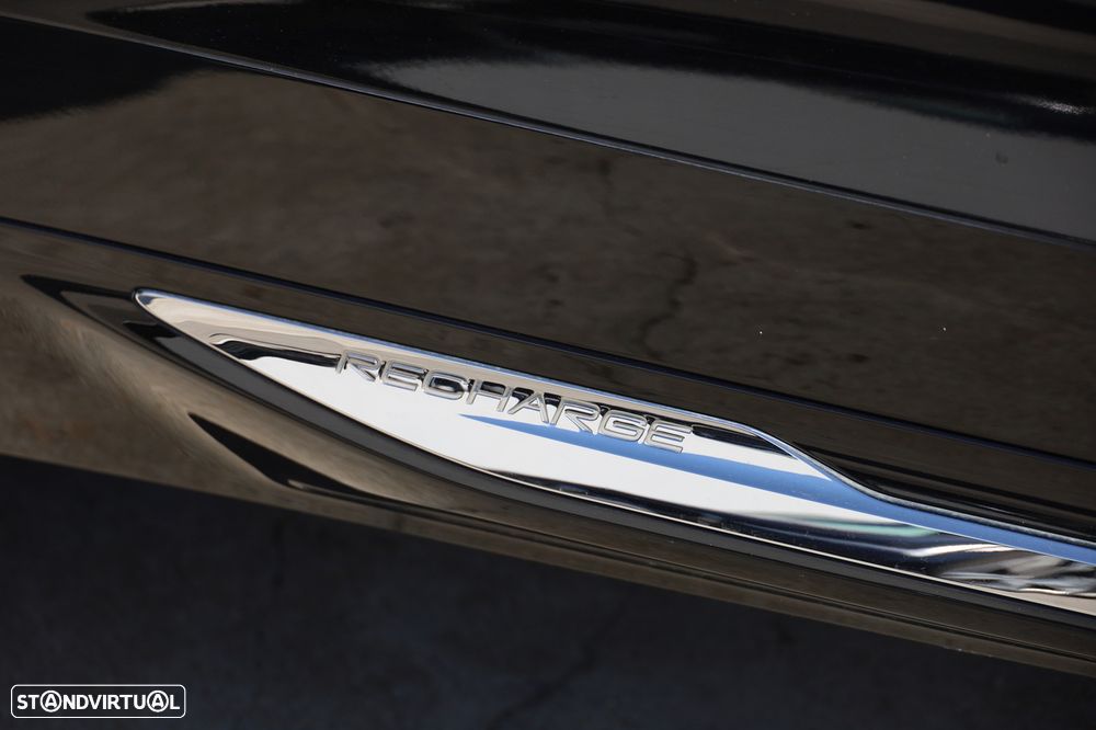 Volvo XC 60 2.0 T6 PHEV Essential AWD - 32