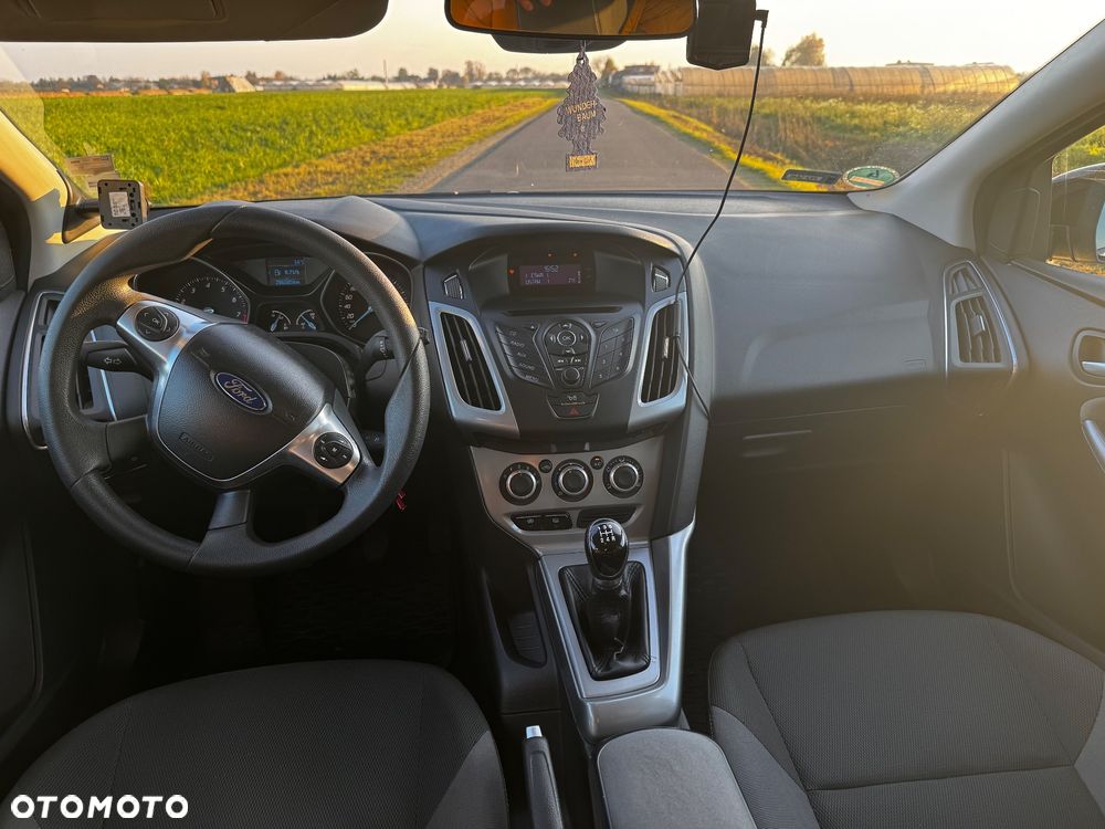 Ford Focus 1.6 Trend - 20