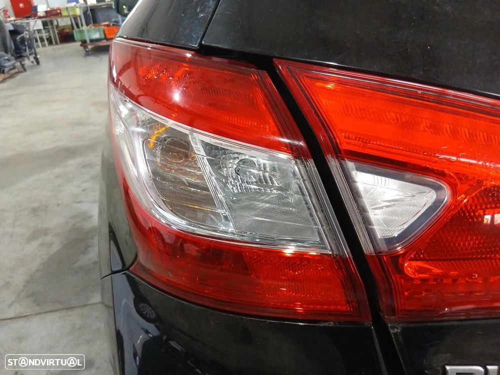 Farolim esquerdo NISSAN Pulsar Hatchback (C13) - 1