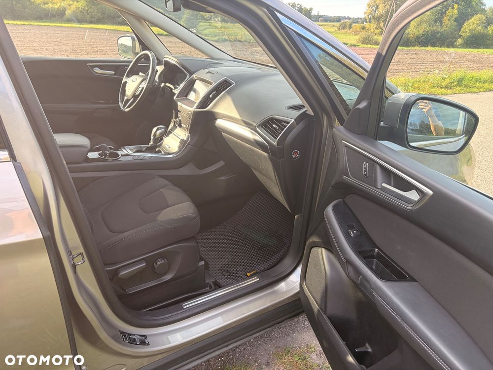 Ford S-Max 2.0 TDCi 4WD Titanium PowerShift - 6