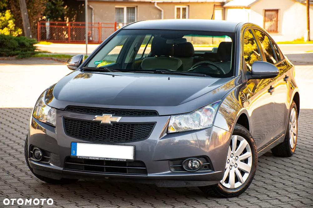 Chevrolet Cruze 1.6 - 11