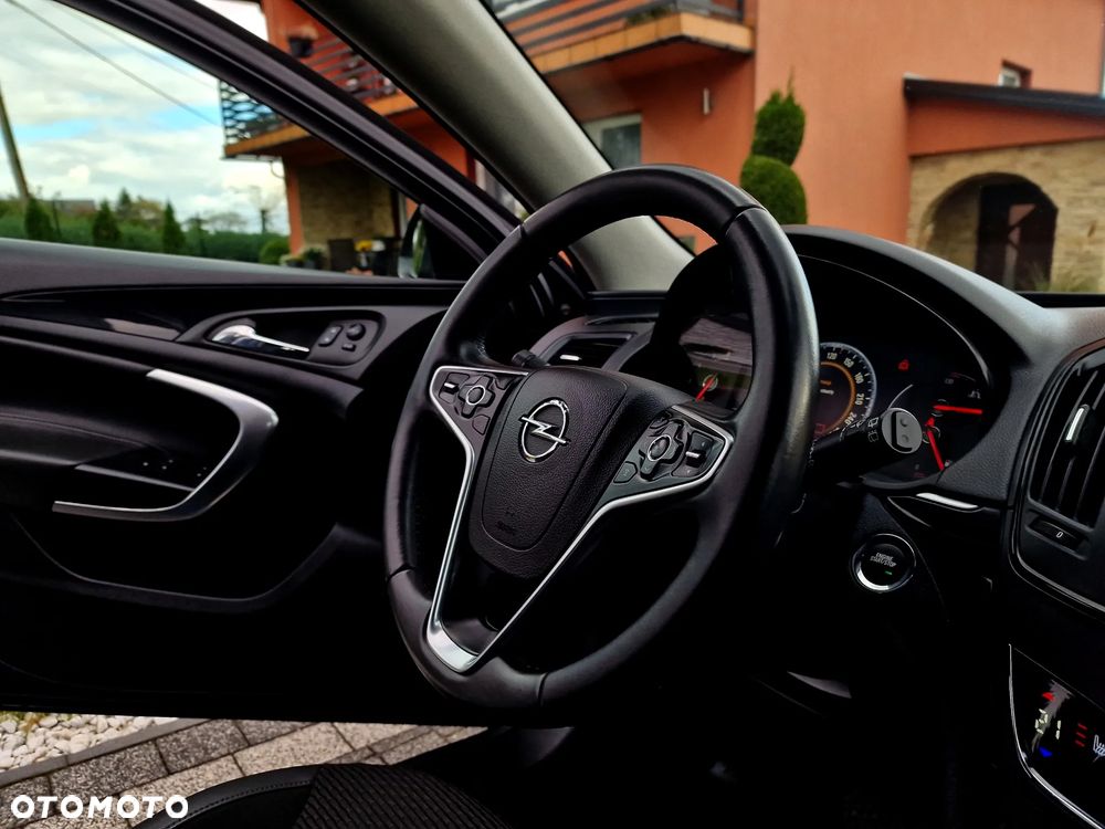 Opel Insignia 2.0 CDTI Cosmo S&S - 24