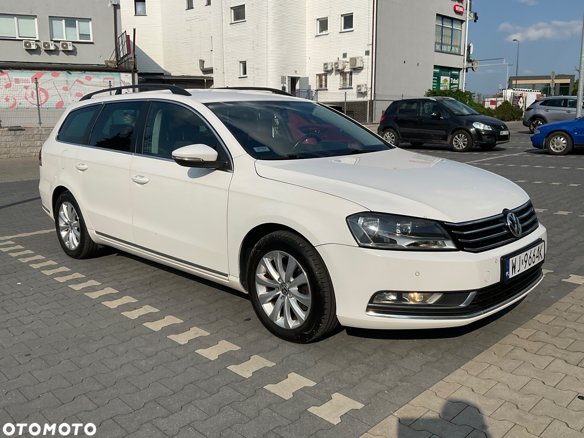 Volkswagen Passat 1.6 TDI Comfortline - 2