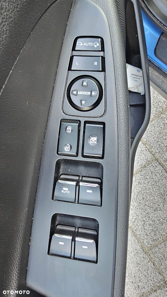 Hyundai Tucson blue 2.0 CRDi 4WD Premium - 6