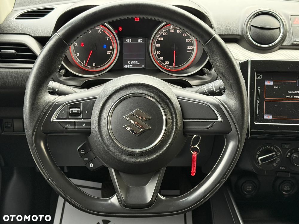 Suzuki Swift 1.2 Premium Plus - 6