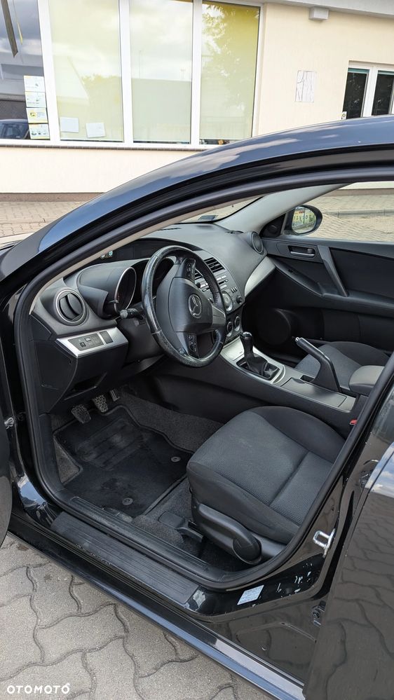Mazda 3 - 5