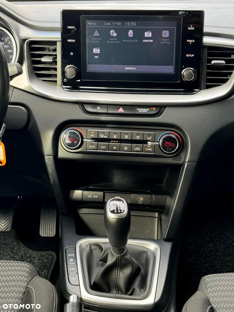 Kia Ceed 1.5 T-GDI M - 11