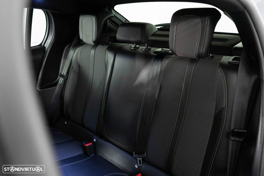 Peugeot 208 1.2 PureTech GT Line - 10