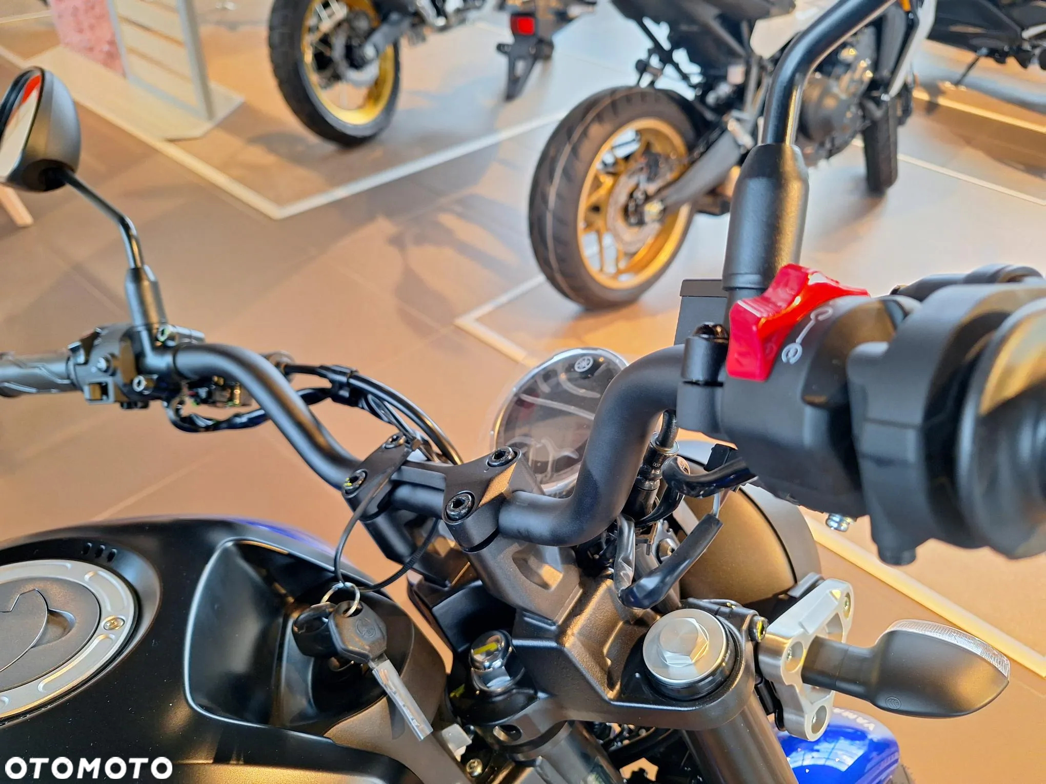 Yamaha XSR - 7