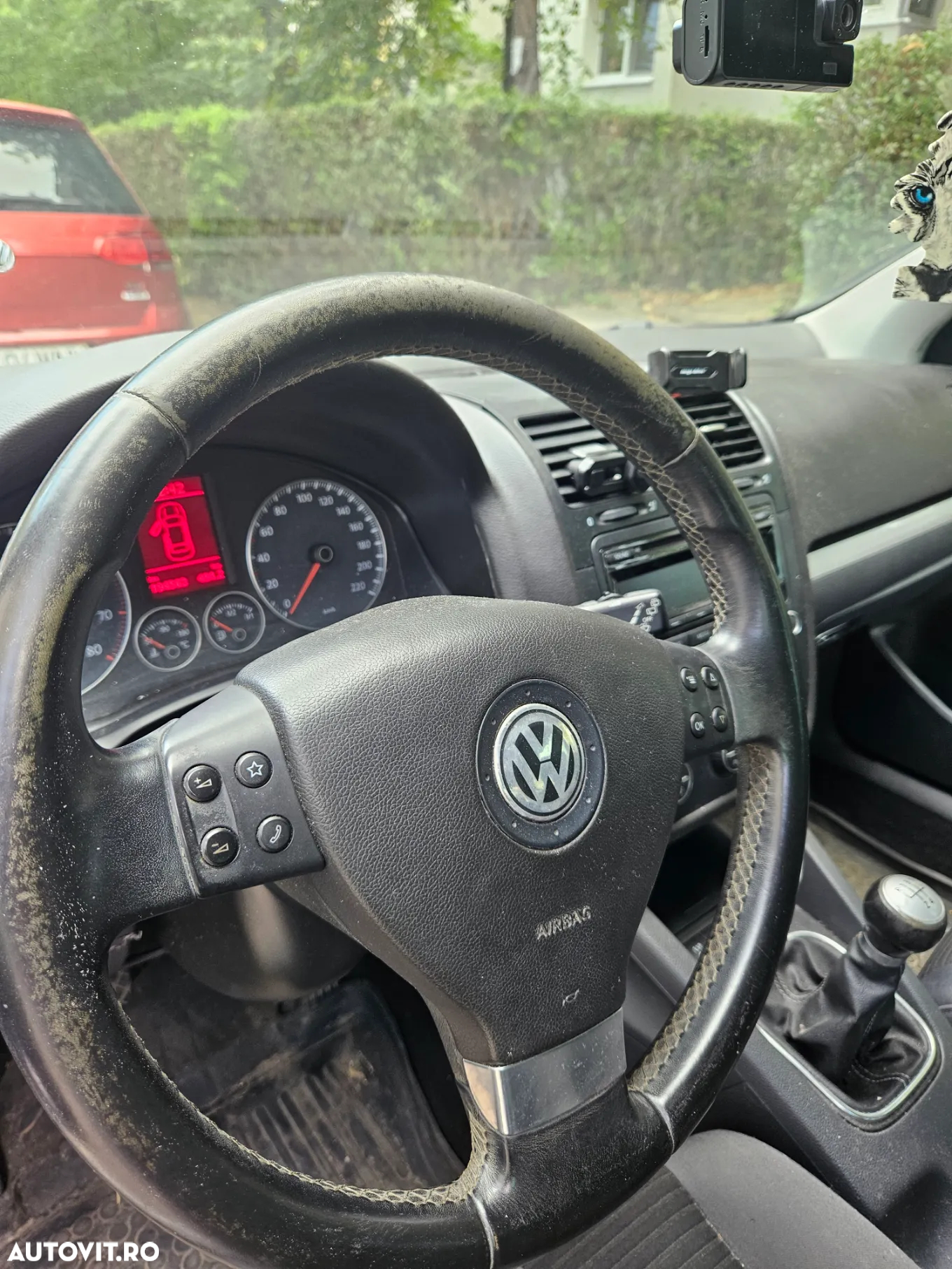 Volkswagen Golf - 8