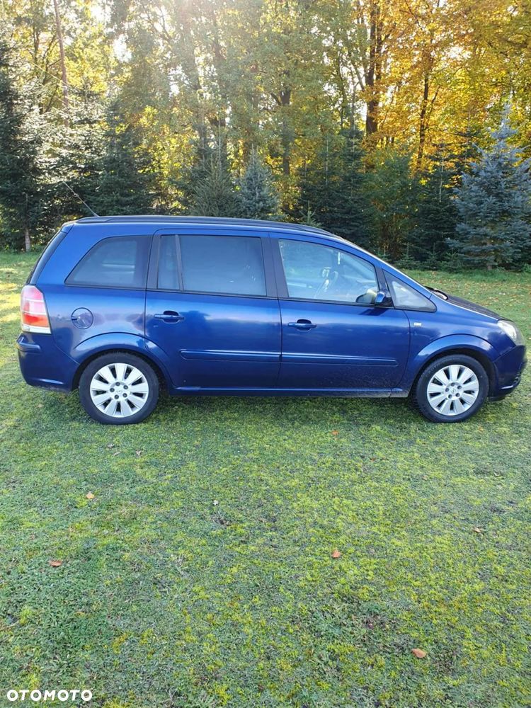 Opel Zafira - 1
