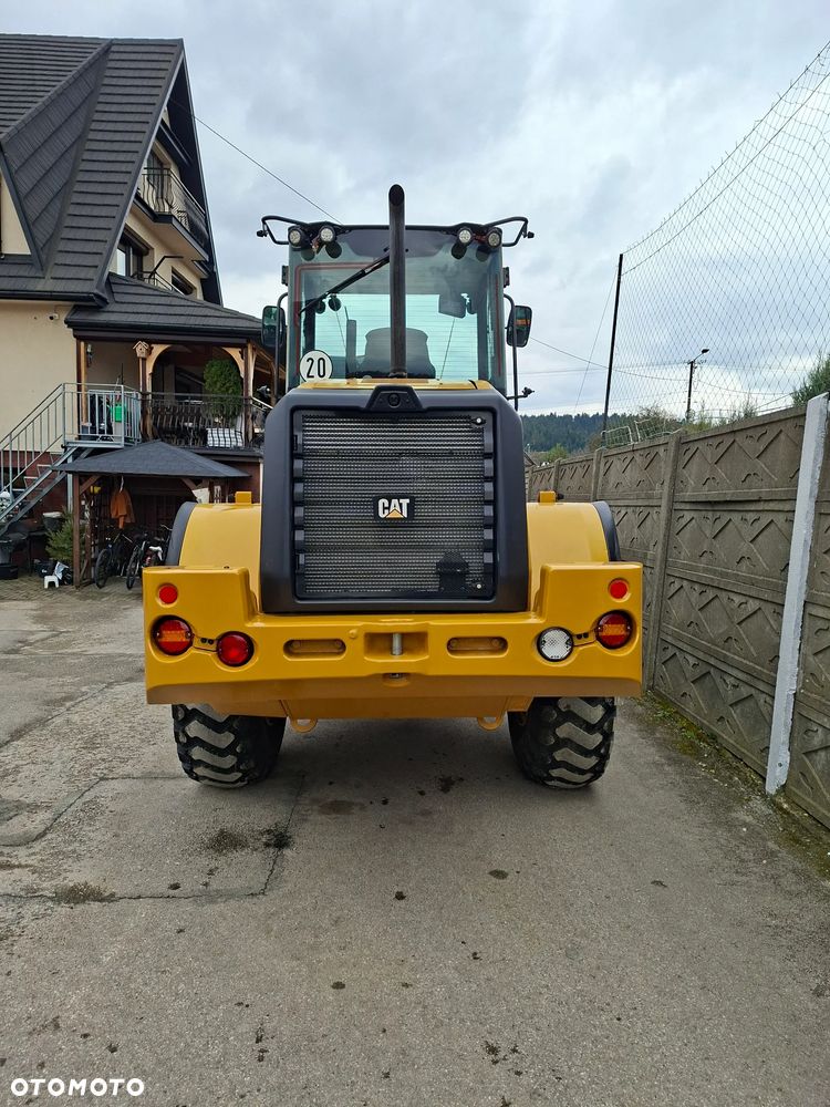 Caterpillar CAT 914 M - 6