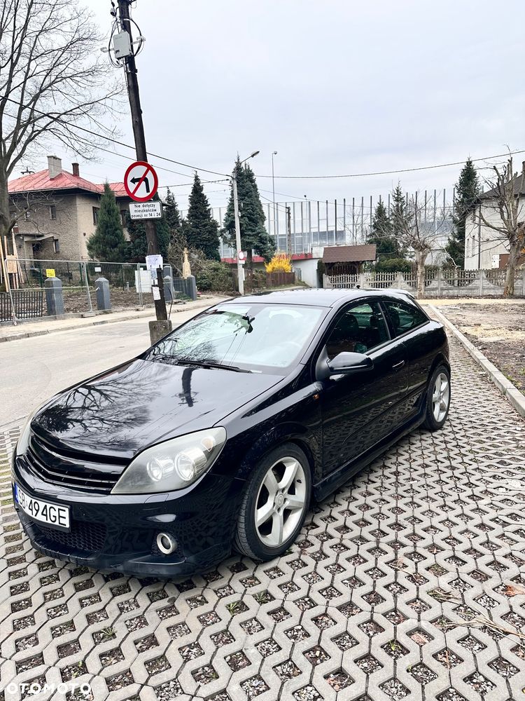 Opel Astra 2.0 T Sport - 1