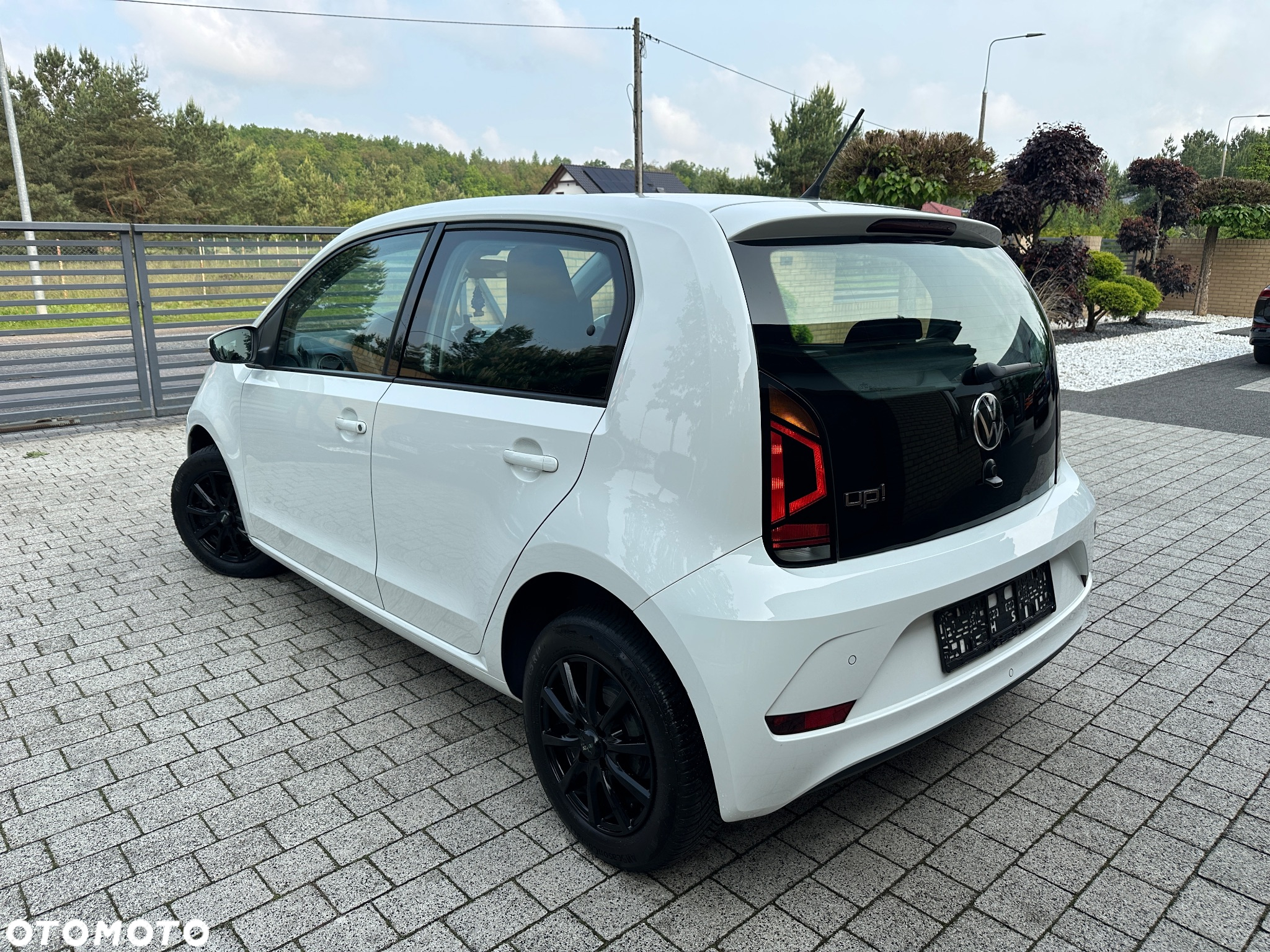 Volkswagen up! 1.0 United - 6