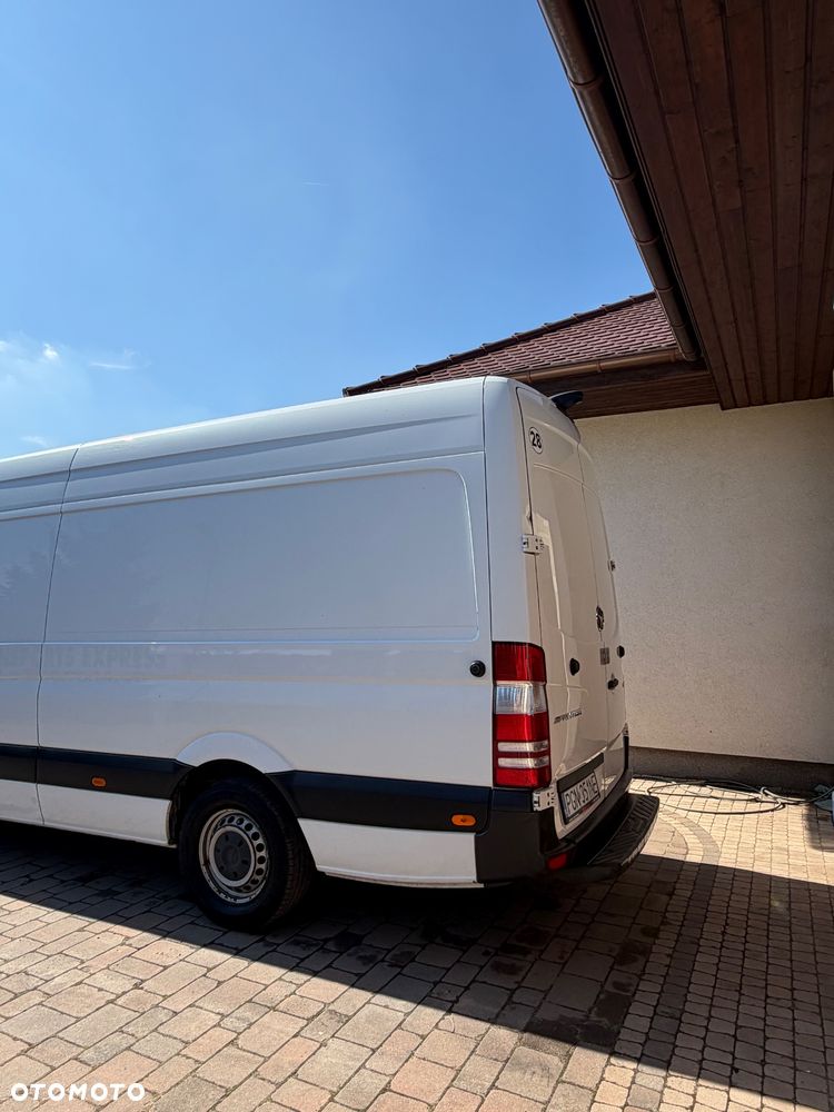 Mercedes-Benz Sprinter - 5