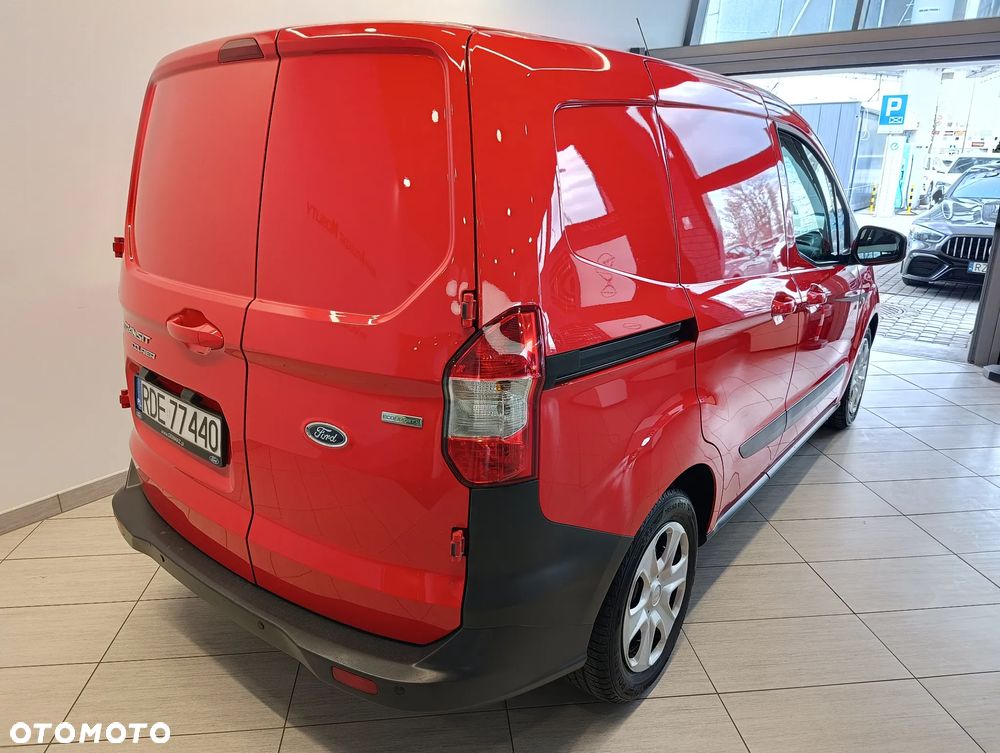 Ford Transit Courier - 5