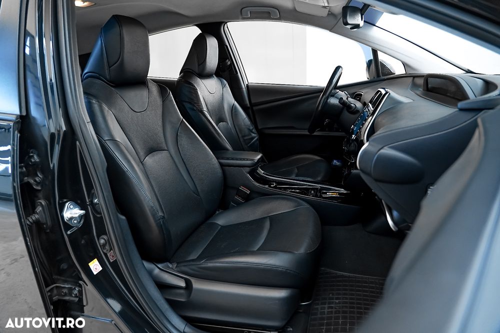 Toyota Prius 1.8 HSD Exclusive Plus - 15