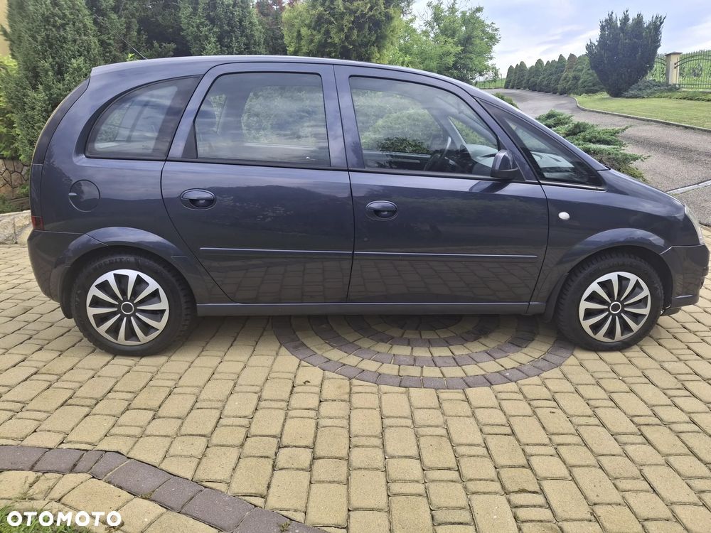 Opel Meriva 1.6 16V Easytronic Cosmo - 4