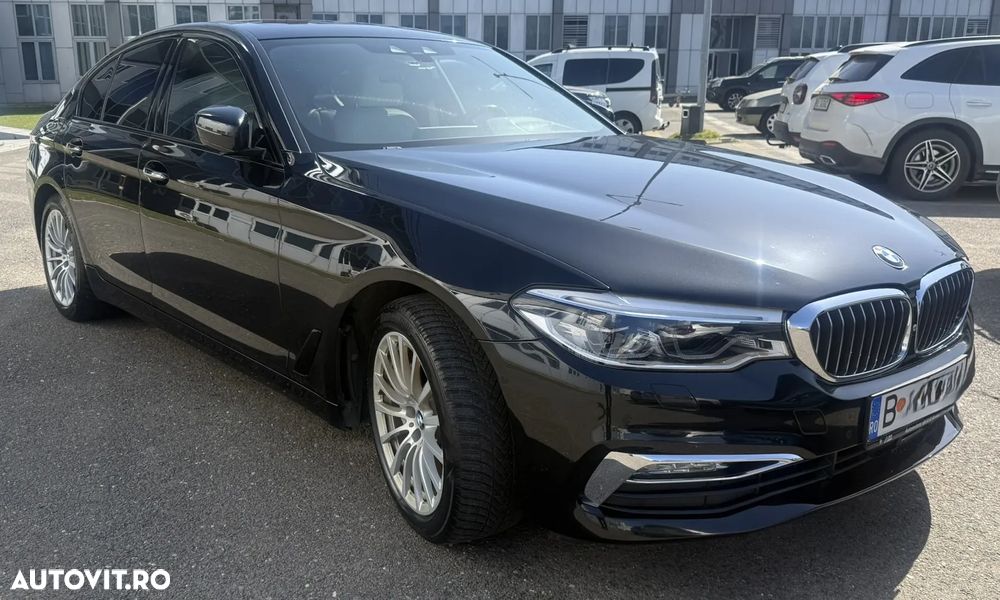 BMW Seria 5 530d xDrive Aut. Luxury Line - 11