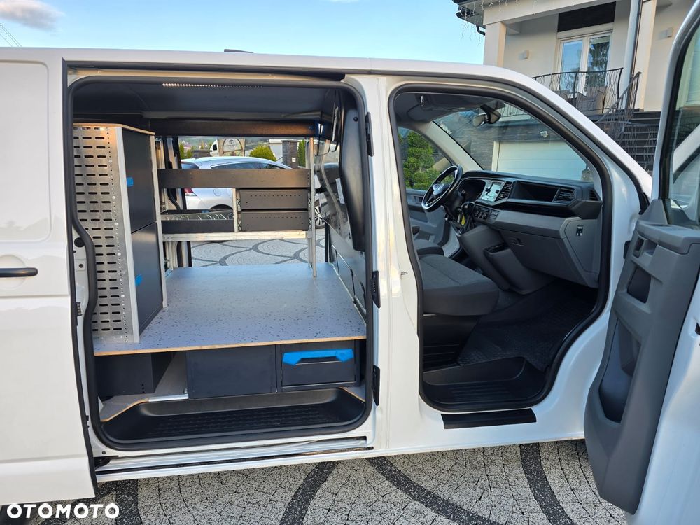Volkswagen Transporter - 4