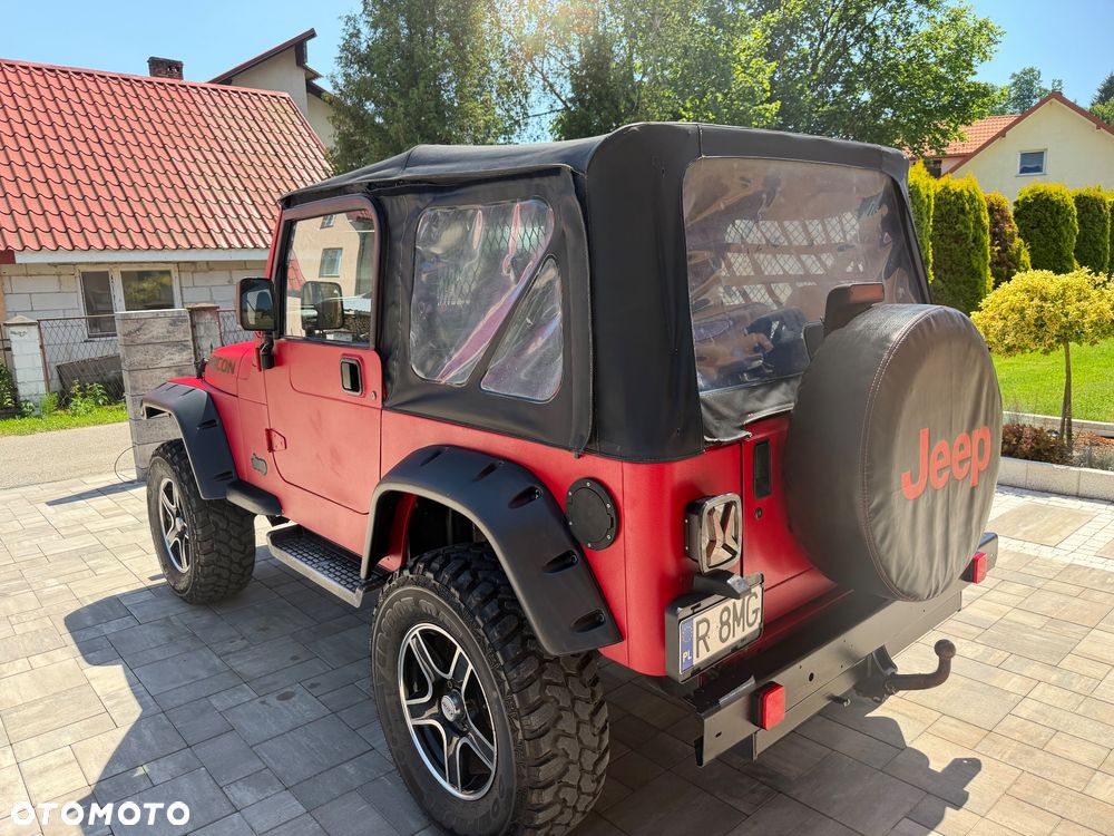 Jeep Wrangler 2.5 Sport - 33