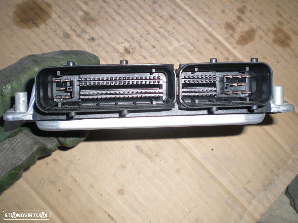 Centralina 8E0907401D 0281010823 AUDI A4 2002 2,5 TDI BOSCH - 2