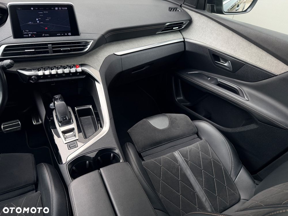 Peugeot 3008 - 17