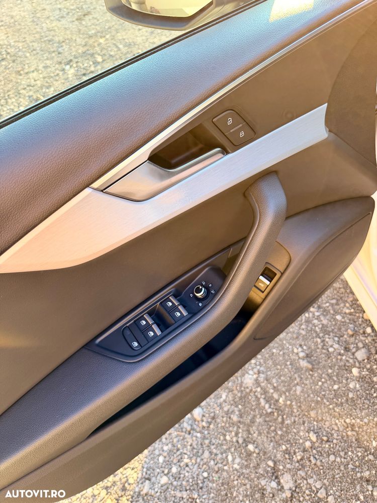 Audi A4 2.0 TDI quattro Stronic - 7