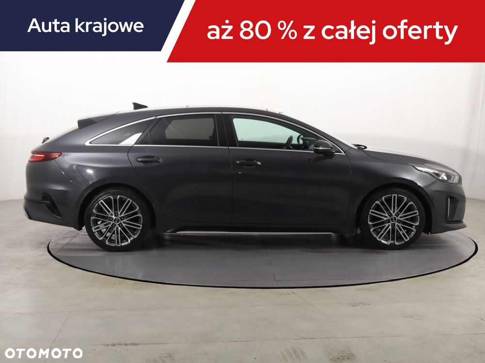 Kia ProCeed - 8