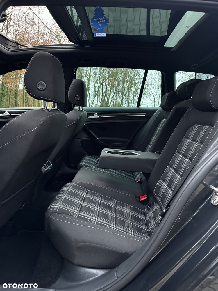 Volkswagen Golf GTD (BlueMotion Technology) DSG - 11