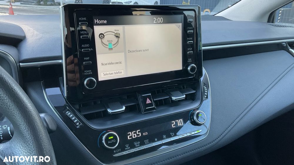 Toyota Corolla Sedan 1.8 HSD Business - 19