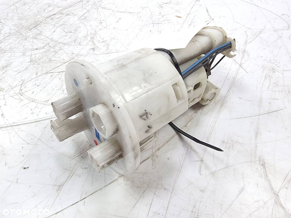 2400735 Pompka paliwowa Triumph Street Triple 765 RS 2020r. - 1