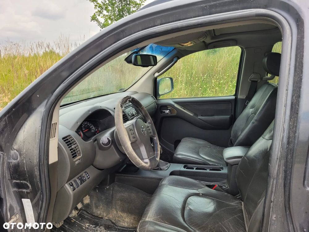 Nissan Navara 2.5 D LE Limited - 5