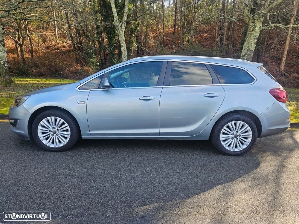 Opel Astra Sports Tourer - 4