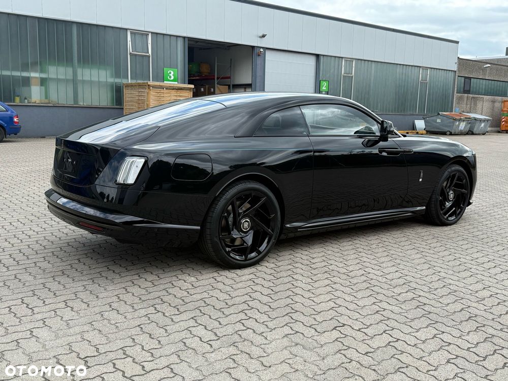 Rolls-Royce Spectre - 4